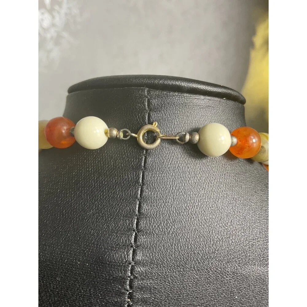 Unbranded this necklace